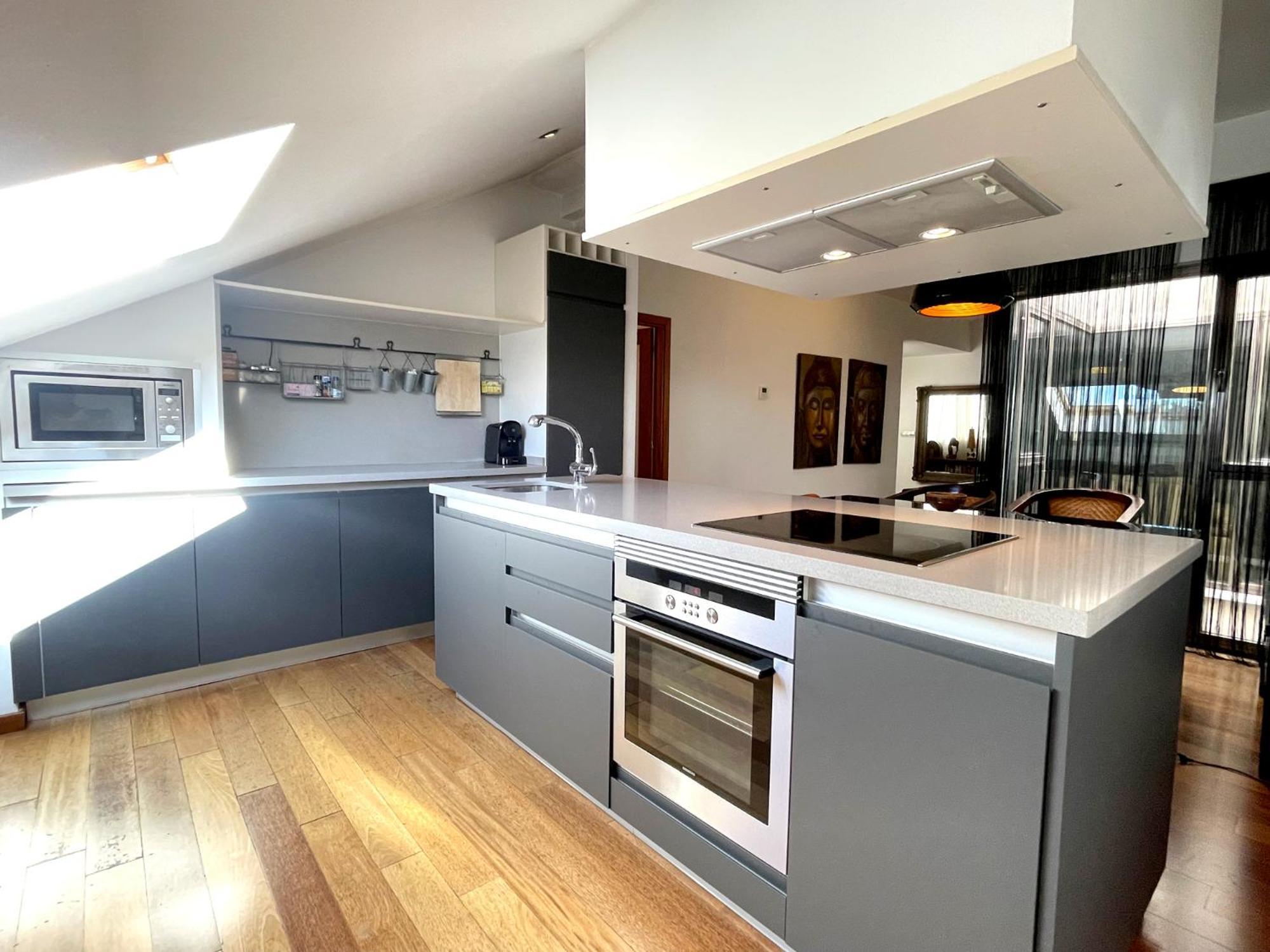 Atico En Plaza De La Constitucion 3 Bedrooms Malaga Exterior photo